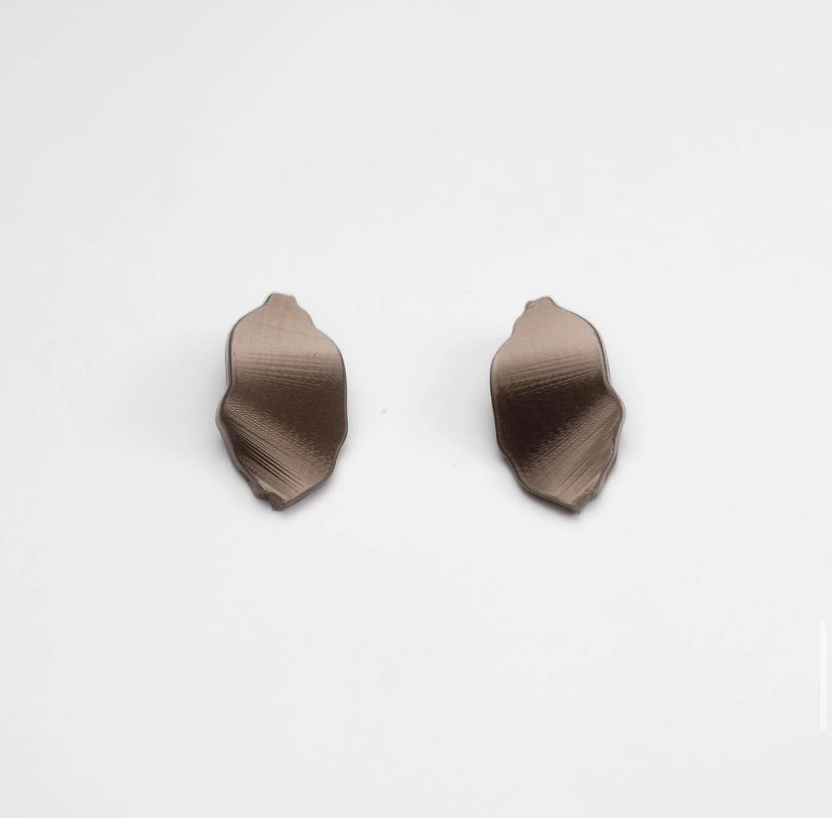 Pendientes OSANE — colección AFANTASI, gris bronce